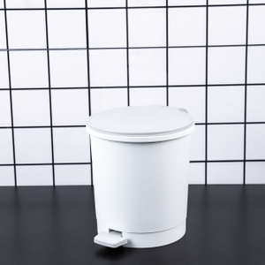 Wholesale Customized Kitchen Eco-friendly Trash Can Plastic Pedal Type Trash Cans with Lid