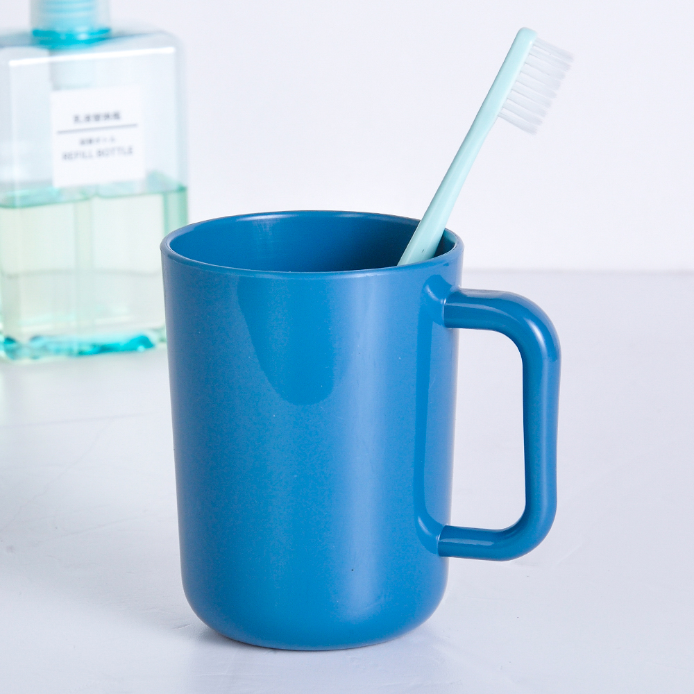 Modern Popular Cups for Mouthwash BPA Free Milk Mug Blue Plastic Mugs with Handle